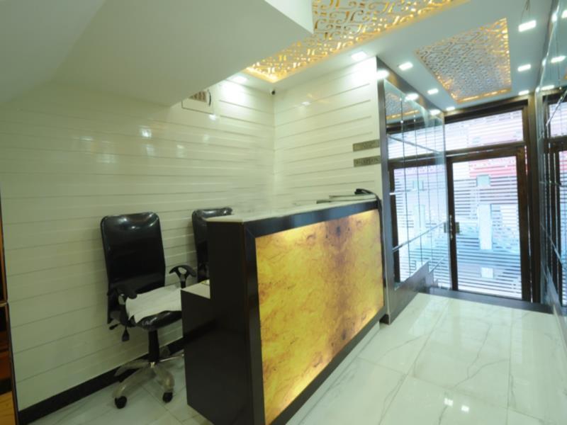 דלהי Hotel Hill Palace -Near Karol Bagh Metro Station מראה חיצוני תמונה